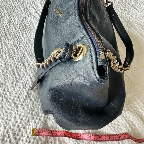 Carolina Herrera navy leather handbag - Picture 2 of 5